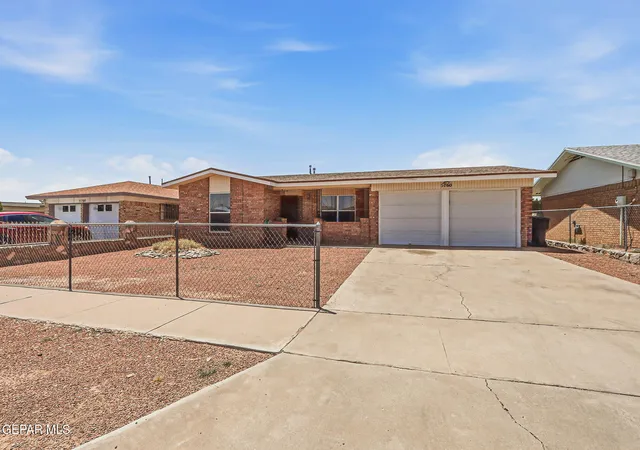 Photo 3 of Single family home for sale at 5760 Longview Dr, El Paso, TX 79924 | MLS# 947462 | Listing updated on 2026-09-08