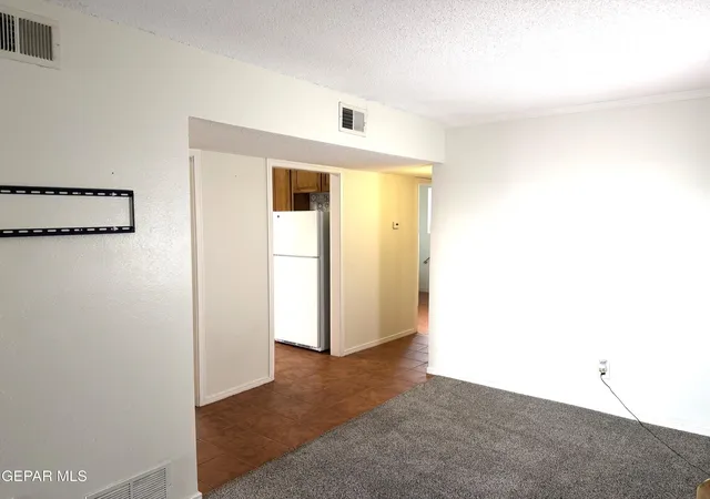 Photo 4 of Townhouse for sale at 4155 Krupp Dr #B, El Paso, TX 79902 | MLS# 947487 | Listing updated on 2026-07-16