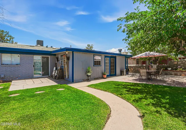 2nd image of 323 Valle Sereno Dr, El Paso, TX 79907 | MLS# 947558