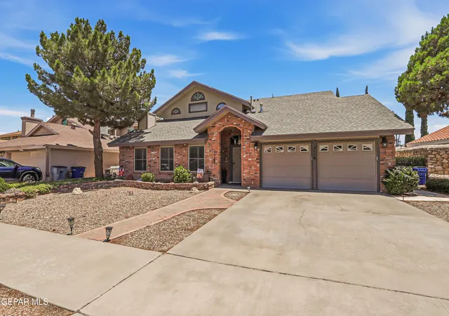 Photo 3 of Single family home for sale at 2116 Lake Huron Dr, El Paso, TX 79936 | MLS# 947541 | Listing updated on 2026-09-12