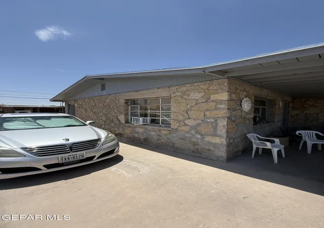 Photo 3 of Sale Pending at 9224 Reno Ct, El Paso, TX 79907 | MLS# 947819 | Listing updated on 2026-09-01