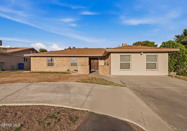 Photo 1 of Sale Pending at 1516 Jerry Pate Pl, El Paso, TX 79935 | MLS# 947825 | Listing updated on 2026-08-25