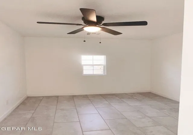 Photo 4 of Sale Pending at 11531 Meadowbrook Dr, El Paso, TX 79936 | MLS# 947618 | Listing updated on 2026-09-07