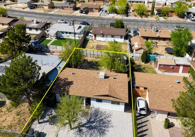 Photo 2 of Single family home for sale at 5733 Arrowhead Dr, El Paso, TX 79924 | MLS# 947668 | Listing updated on 2026-07-15