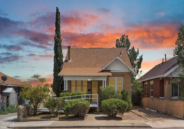 Photo 1 of Single family home for sale at 3118 E Yandell Dr, El Paso, TX 79903 | MLS# 947774 | Listing updated on 2026-09-04