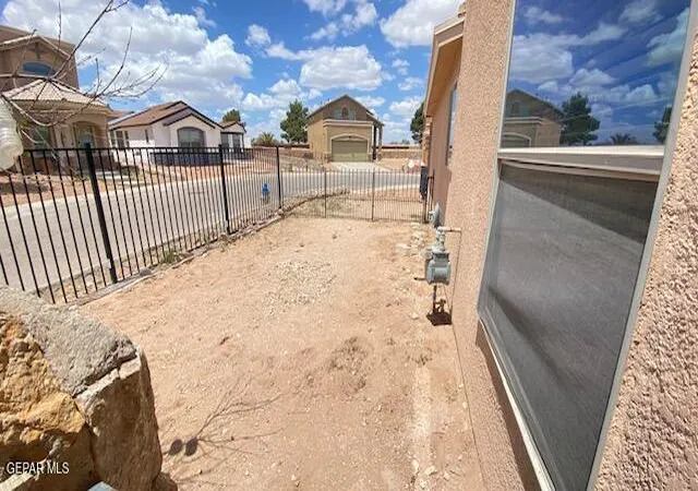 Photo 20 of Single family home for sale at 12862 Hueco Hl Dr, El Paso, TX 79938 | MLS# 947784 | Listing updated on 2026-09-29