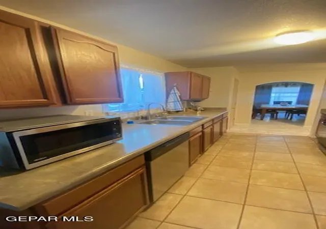 Photo 3 of Single family home for sale at 12862 Hueco Hl Dr, El Paso, TX 79938 | MLS# 947784 | Listing updated on 2026-09-29