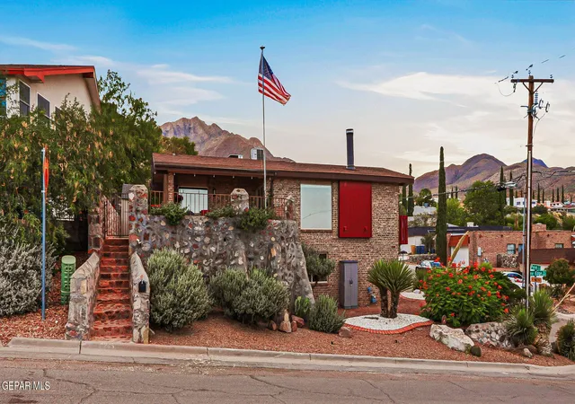 Photo 1 of Sale Pending at 3245 Stone Edge Dr, El Paso, TX 79904 | MLS# 948430 | Listing updated on 2026-09-03