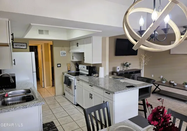 Photo 4 of Condo for sale at 6700 Escondido Dr #E9, El Paso, TX 79912 | MLS# 947730 | Listing updated on 2026-07-16
