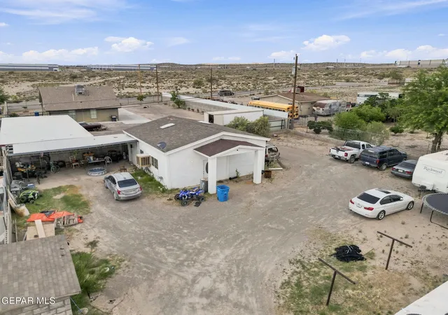 12th image of 1581 Wolsey Dr, Clint, TX 79836 | MLS# 947739