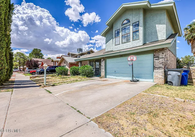 Photo 2 of Single family home for sale at 2901 Lake Michigan Dr, El Paso, TX 79936 | MLS# 947827 | Listing updated on 2026-09-14