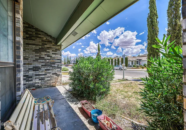 Photo 3 of Single family home for sale at 2901 Lake Michigan Dr, El Paso, TX 79936 | MLS# 947827 | Listing updated on 2026-09-14