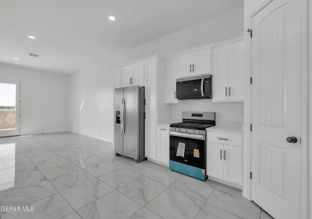 4th image of 411 JOYA BONITA Road, Clint, TX 79836 | MLS# 948424