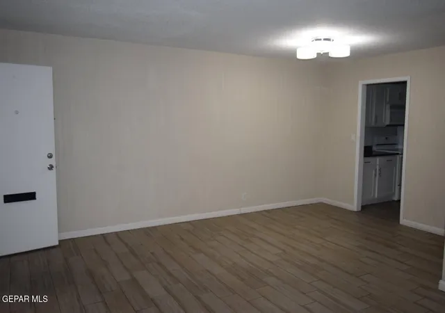 2nd image of 252 Shadow Mountain Dr, El Paso, TX 79912