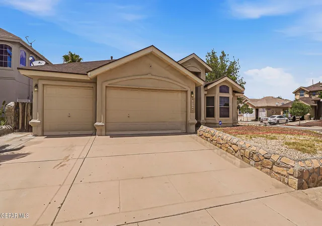 Photo 3 of Single family home for sale at 14119 Ghost Flower St, El Paso, TX 79928 | MLS# 947829 | Listing updated on 2026-09-21