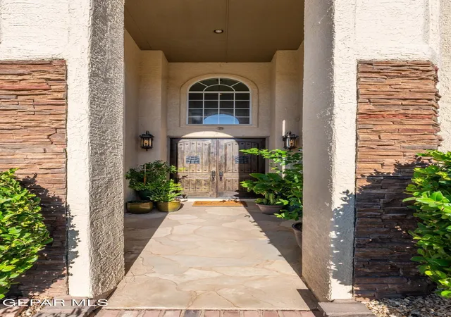 Photo 4 of Sale Pending at 1988 Paseo Colina Pl, El Paso, TX 79936 | MLS# 947811 | Listing updated on 2026-08-29