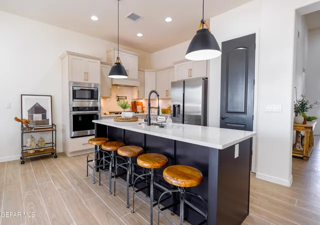 2nd image of 12404 Amesbury Dr, El Paso, TX 79928 | MLS# 947815