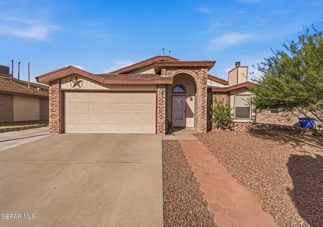 Photo 1 of Single family home for sale at 11050 Golden Pond Dr, El Paso, TX 79934 | MLS# 947820 | Listing updated on 2026-08-19