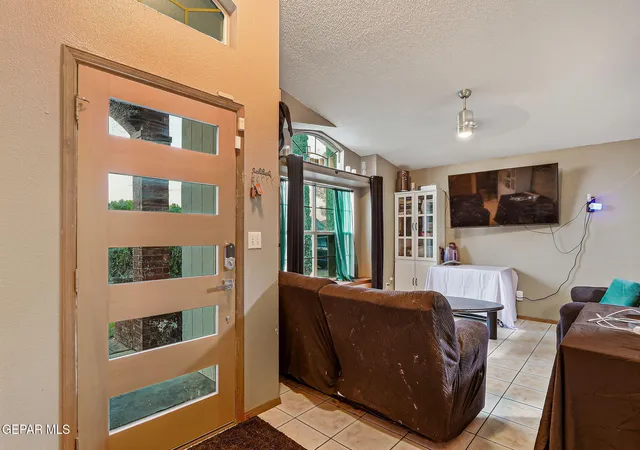 Photo 4 of Single family home for sale at 11908 Kings Crst Dr, El Paso, TX 79936 | MLS# 947881 | Listing updated on 2026-09-12