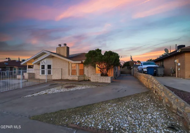 2nd image of 1514 Greg Powers Dr #A, El Paso, TX 79936 | MLS# 947924