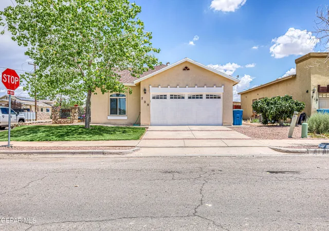 Photo 1 of Sale Pending at 720 Lt Joe Magallanes Rd, El Paso, TX 79927 | MLS# 948068 | Listing updated on 2026-09-14