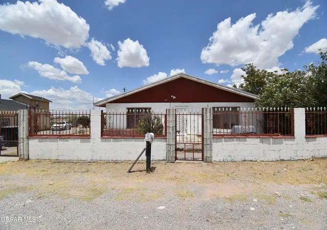 4th image of 809 Coach Rd, Canutillo, TX 79835 | MLS# 947837