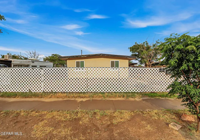 2nd image of 8828 Mount Elbert Dr, El Paso, TX 79904 | MLS# 947975
