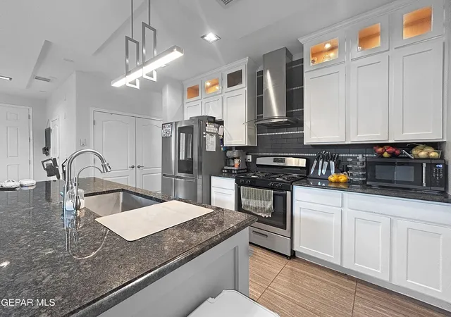Photo 3 of Single family home for sale at 1920 William Caples St, El Paso, TX 79938 | MLS# 947898 | Listing updated on 2026-09-22