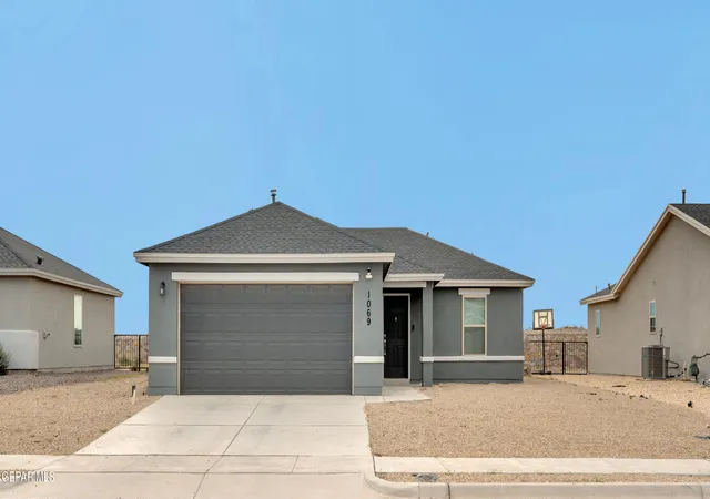 Photo 2 of Single family home for sale at 1069 Whitebrush Rd, Horizon City, TX 79928 | MLS# 948038 | Listing updated on 2026-09-08