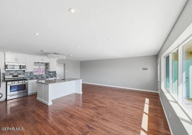 4th image of 7107 Parkland Dr, El Paso, TX 79925 | MLS# 947907