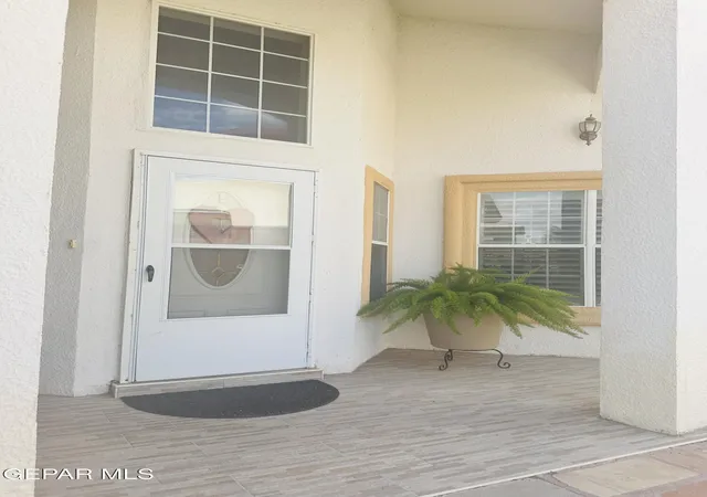 Photo 2 of Single family home for sale at 12641 Sun Hvn Dr, El Paso, TX 79938 | MLS# 948093 | Listing updated on 2026-09-20