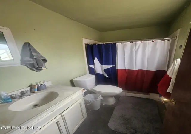 11th image of 1254 G St, Fabens, TX 79838 | MLS# 947935