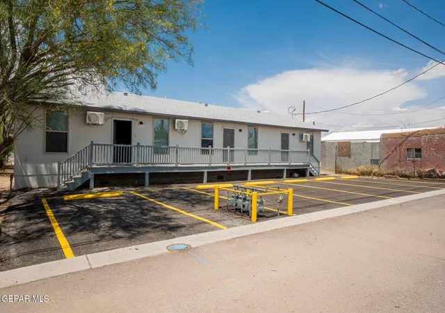 Photo 3 of Multi family home for sale at 3212 Rosa Ave, El Paso, TX 79905 | MLS# 947962 | Listing updated on 2026-07-20