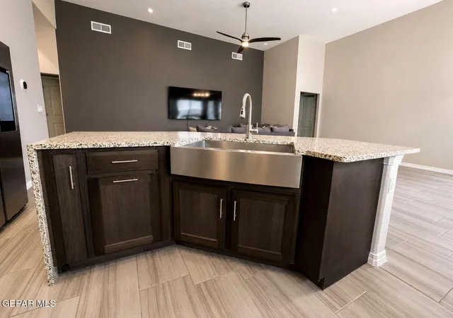4th image of 624 La Entrada Cir, Sunland Park, NM 88063 | MLS# 947948