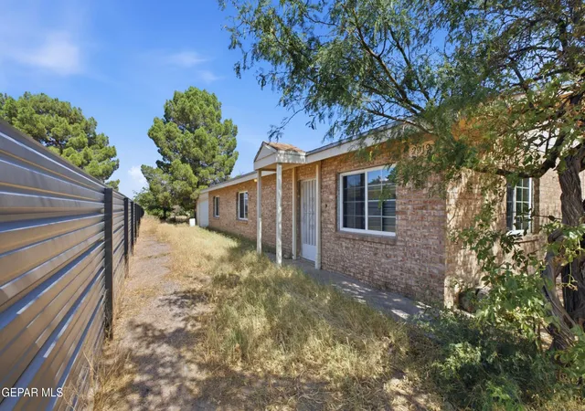 Photo 1 of Single family home for sale at 185 Elfego Rd, Anthony, NM 88021 | MLS# 948024 | Listing updated on 2026-07-21