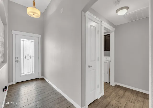 Photo 3 of Single family home for sale at 14660 Hunters Grv Ave, El Paso, TX 79938 | MLS# 948063 | Listing updated on 2026-10-09