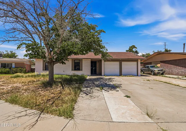 Photo 1 of Sale Pending at 2617 Aquatic Ln, El Paso, TX 79936 | MLS# 948040 | Listing updated on 2026-09-10