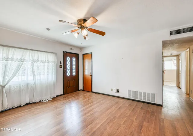 Photo 4 of Single family home for sale at 5404 Raymond Telles Dr, El Paso, TX 79924 | MLS# 948098 | Listing updated on 2026-07-22