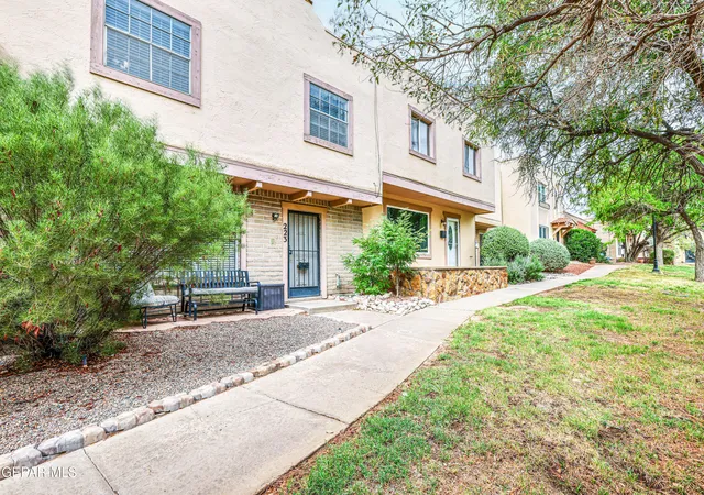 2nd image of 223 Montebello Dr, El Paso, TX 79912 | MLS# 948145