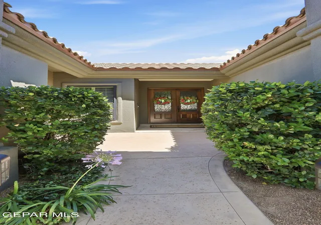 Photo 3 of Sale Pending at 1213 Calle Lago Dr, El Paso, TX 79912 | MLS# 948118 | Listing updated on 2026-08-16