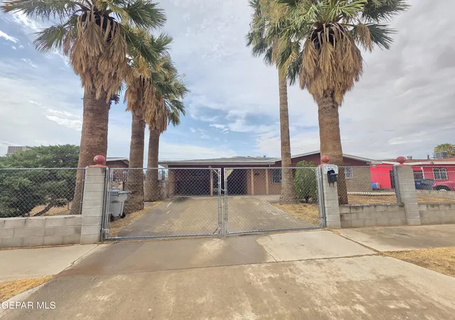 Photo 3 of Single family home for sale at 5707 Elkton Way, El Paso, TX 79924 | MLS# 948357 | Listing updated on 2026-10-08