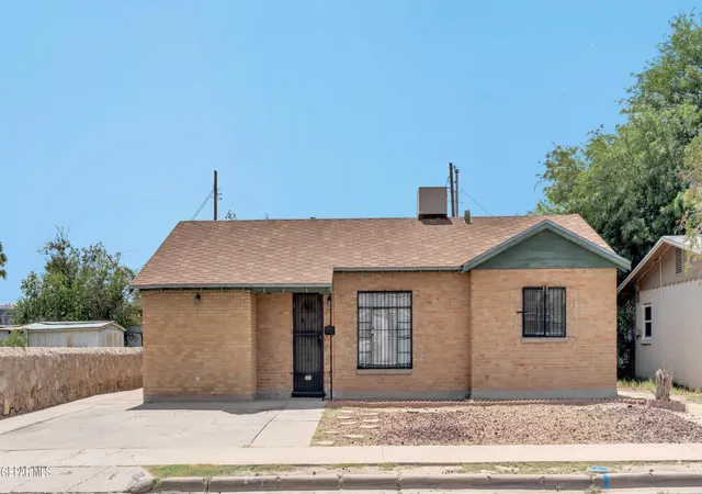 Photo 2 of Single family home for sale at 261 S Maryland St, El Paso, TX 79905 | MLS# 948153 | Listing updated on 2026-08-26