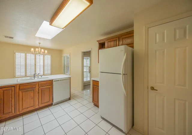 Photo 4 of Sale Pending at 11716 Pueblo Fuerte Ct, El Paso, TX 79936 | MLS# 948155 | Listing updated on 2026-08-31