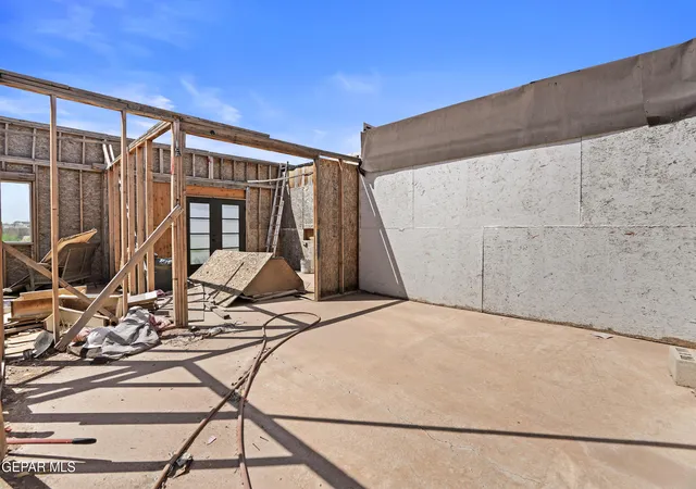5th image of 451 Perla Bonita Rd, Clint, TX 79836 | MLS# 948407