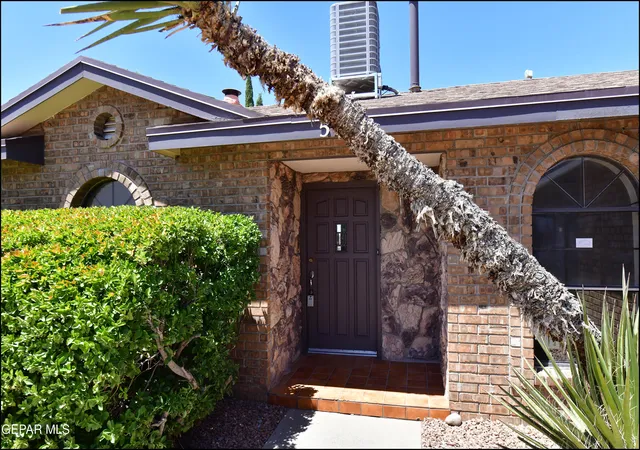 3rd image of 508 Tepic Dr, El Paso, TX 79912 | MLS# 948189