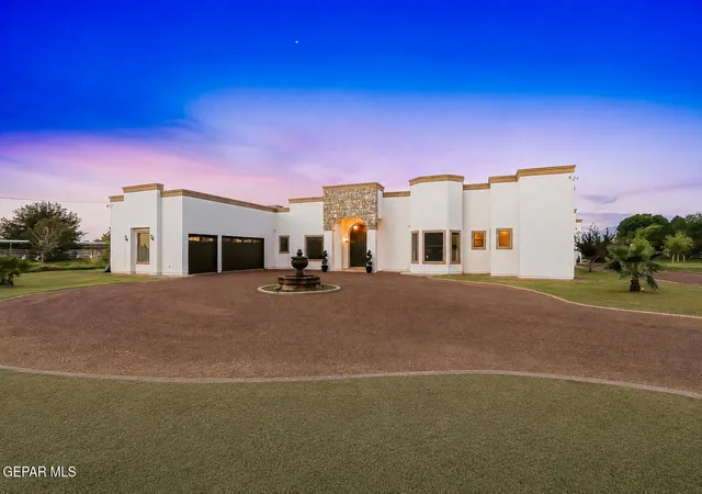 Photo 3 of Single family home for sale at 6750 Gato Rd, El Paso, TX 79932 | MLS# 949184 | Listing updated on 2026-10-07