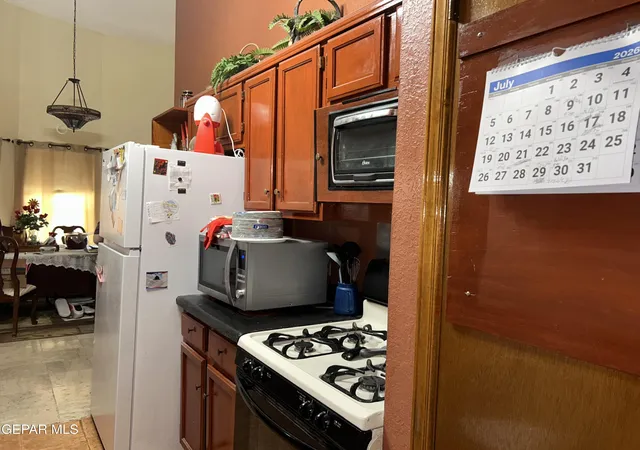 Photo 4 of Sale Pending at 777 Martha Gale Dr, El Paso, TX 79912 | MLS# 948282 | Listing updated on 2026-08-26
