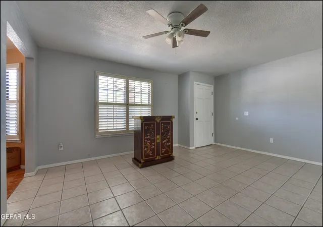 5th image of 708 Villa Flores Dr, El Paso, TX 79912 | MLS# 948494
