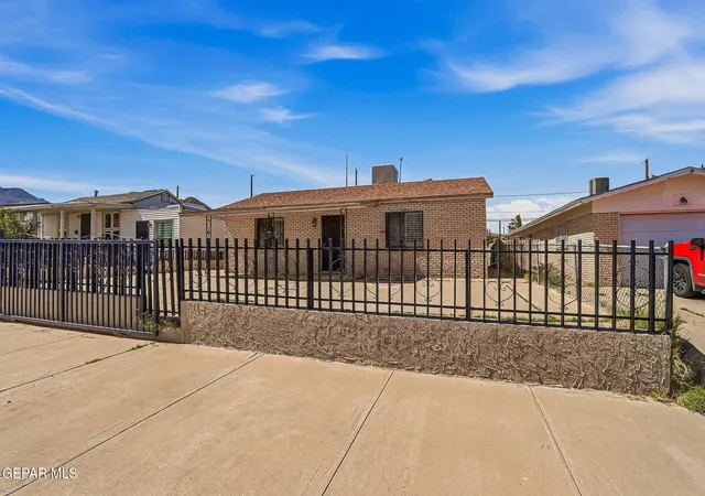 Photo 3 of Single family home for sale at 3509 Harrison Ave, El Paso, TX 79930 | MLS# 948428 | Listing updated on 2026-09-01