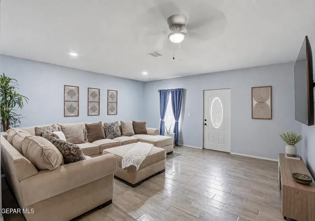 4th image of 10816 Opalstone St, El Paso, TX 79924 | MLS# 948650